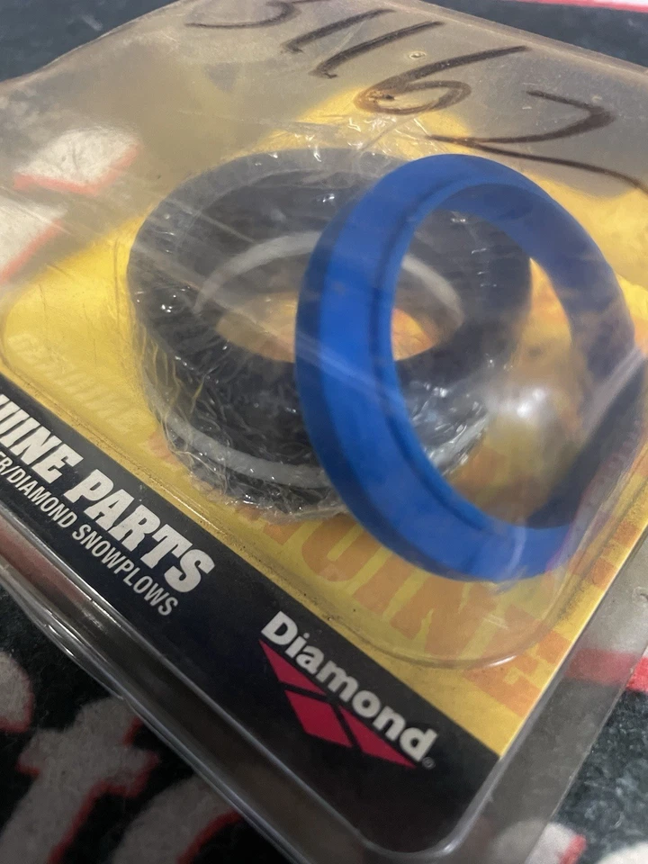 MEYER SNOWPLOW 07831 SEAL KIT OEM - Image 2 of 3