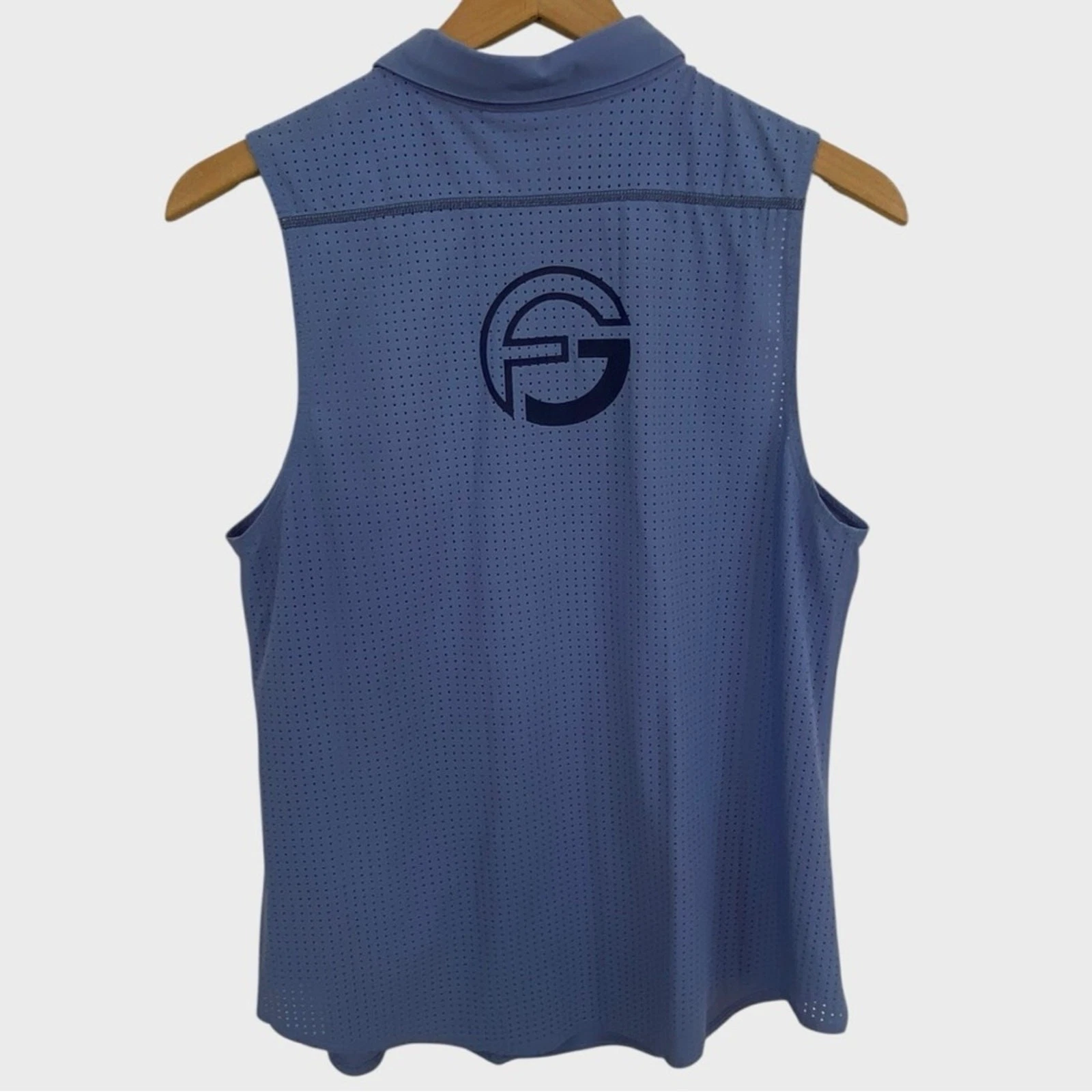 Foray Golf Core Perforated Sleeveless Top UPF 50 Protection Size Large