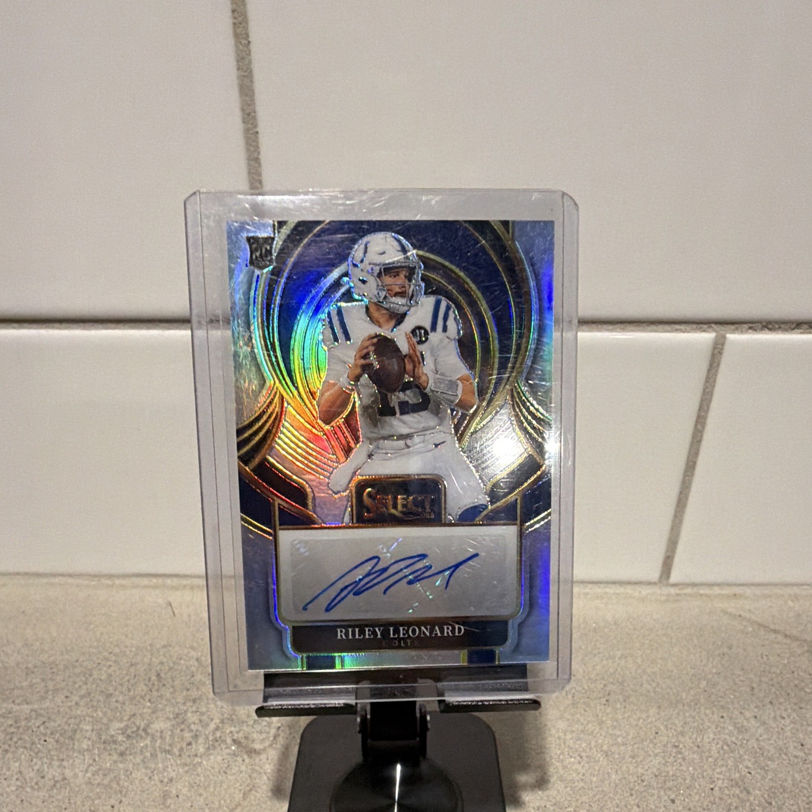 Riley Leonard Panini Select Select Signatures #SIPRLD Base