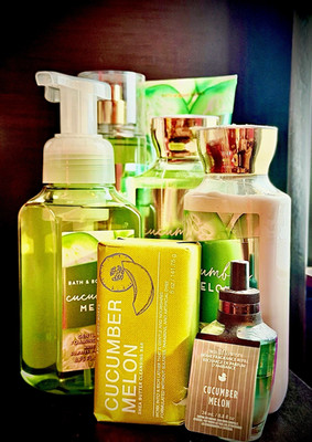Bath & Body Works - Cucumber Melon 7pc set.