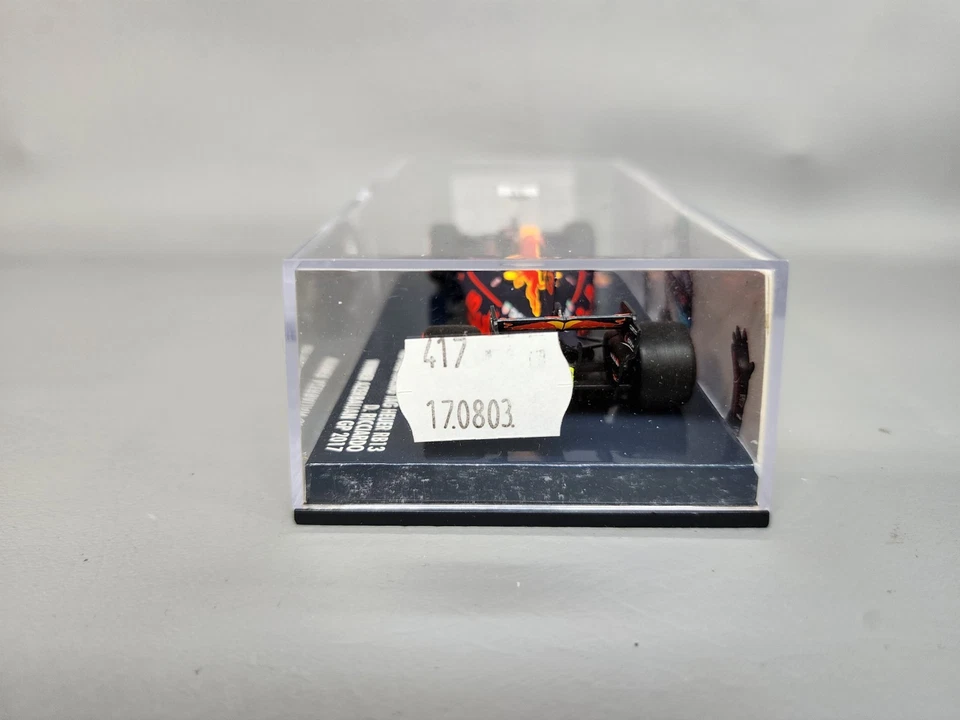 Minichamps Red Bull Racing Tag Heuer RB13 M. Verstappen Australia GP 2017 1/43 - Image 4 of 4