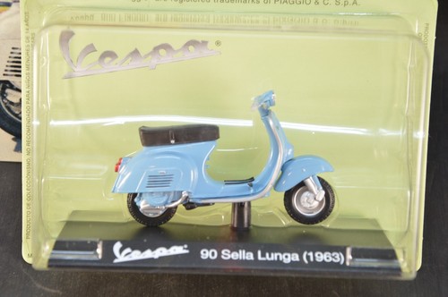 VESPA 90 SELLA LARGA (1963) ESCALA 1/18 COLECCIÓN VESPA N° 17 FABBRI EDITORES - Imagen 2 de 2