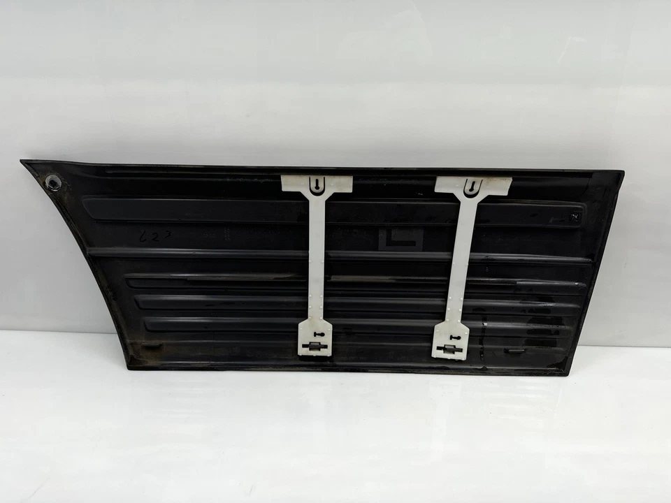 1994 - 1998 Jeep Grand Cherokee Laredo Rear Door Cladding Left Driver Side OEM - Image 3 of 4