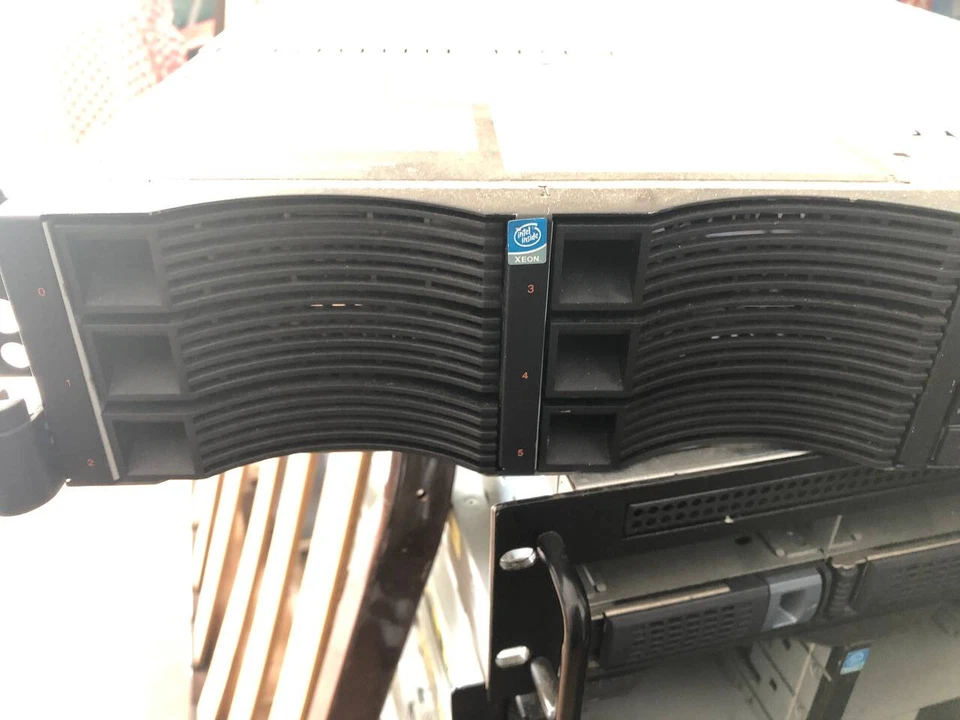 Server IBM xSeries 346 MT-M 8840 - 25Y KDAFFX3 - Immagine 4 di 4