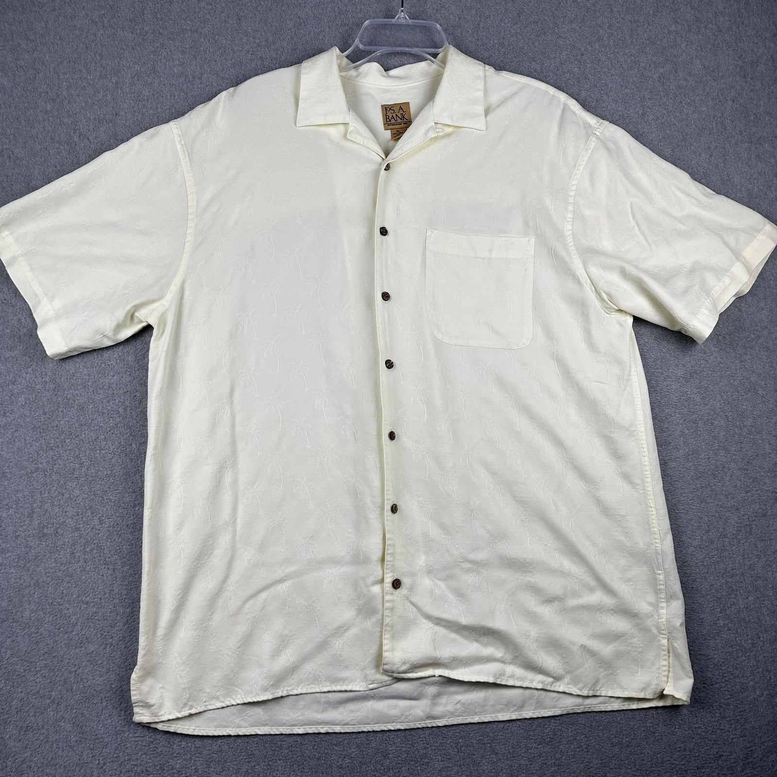 Jos A Bank Shirt Mens Extra Large Cream Palm Tree Camp Button Front Casual Loop