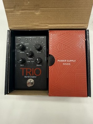Digitech Trio V1 Band Creator Drums/Bass Sampler Guitar Effect Pedal + Box & PSU
