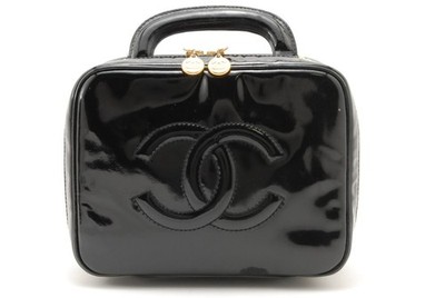 CHANEL Vintage Black Patent Leather CC Logo Vanity Bag Gold Hardware No Strap