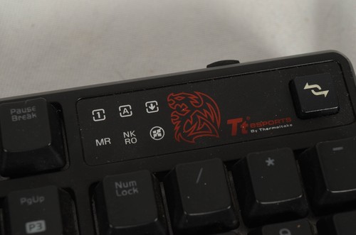 POSEIDON Z RGB Tt Esports Illuminated Mechanical Switch Gaming Keyboard KB-PZR - Picture 5 of 6