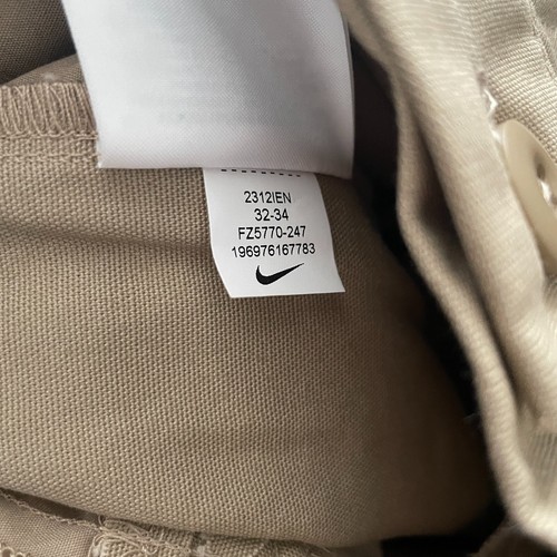Nike Club Chinos W32 L34 Beige Mens Straight Cut Sports Skater Golf Pants (New) - Picture 9 of 9