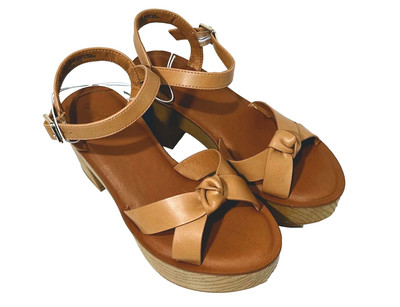 Women's Valerie Wide Width Platform Heels Universal Thread Tan - Size 7W