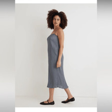 NWT Madewell Goldie Slip Dress in Plisse Teapot Blue size 2