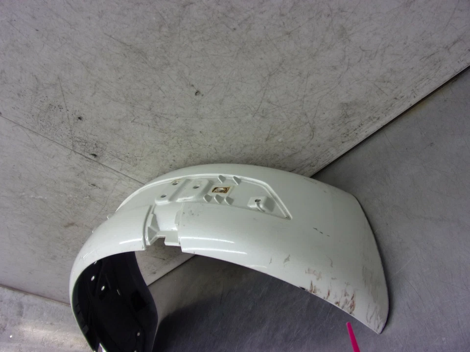 A CAN AM SPYDER ST LIMITED SM5 2013 459 OEM FRONT FENDER RIGHT WHEEL - Image 3 of 4