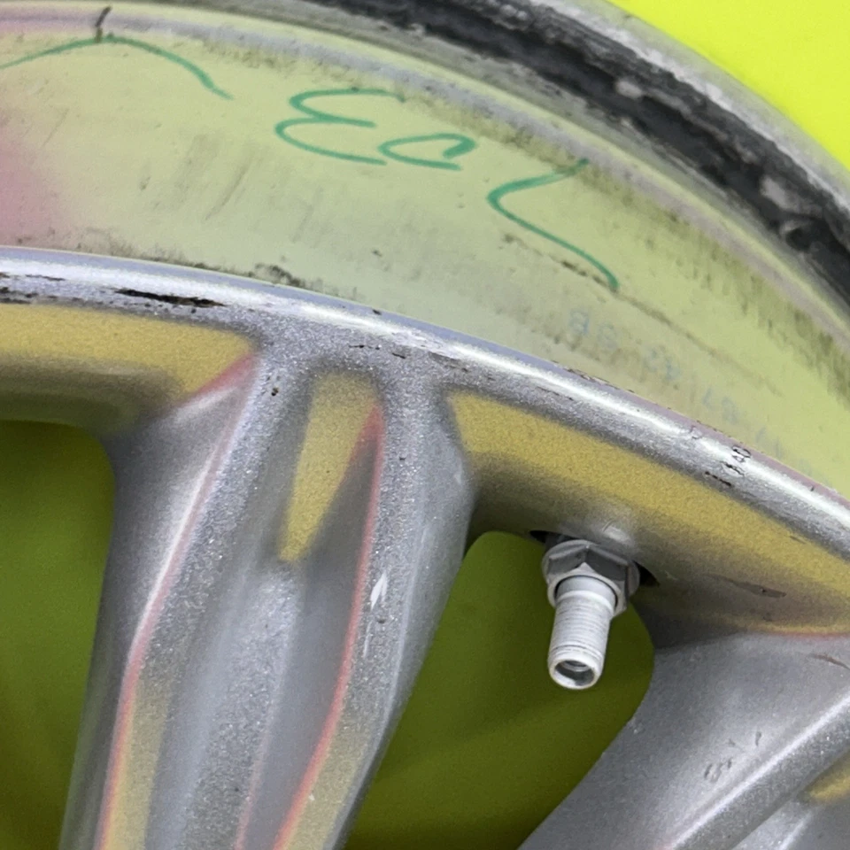 Llanta Ford Fusion 2013 2014 2015 2016 17x7-1/2 aluminio 15 radios OEM Foto 3 de 4