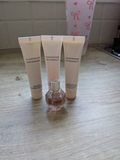 Viktor  & Rolf Flowerbomb 4pc Giftset (EDP 7ml, Body Lotion 15ml, Cream 2x15ml)