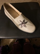 Ladies  FlyFlot lsip on shoe's size 5 (38)