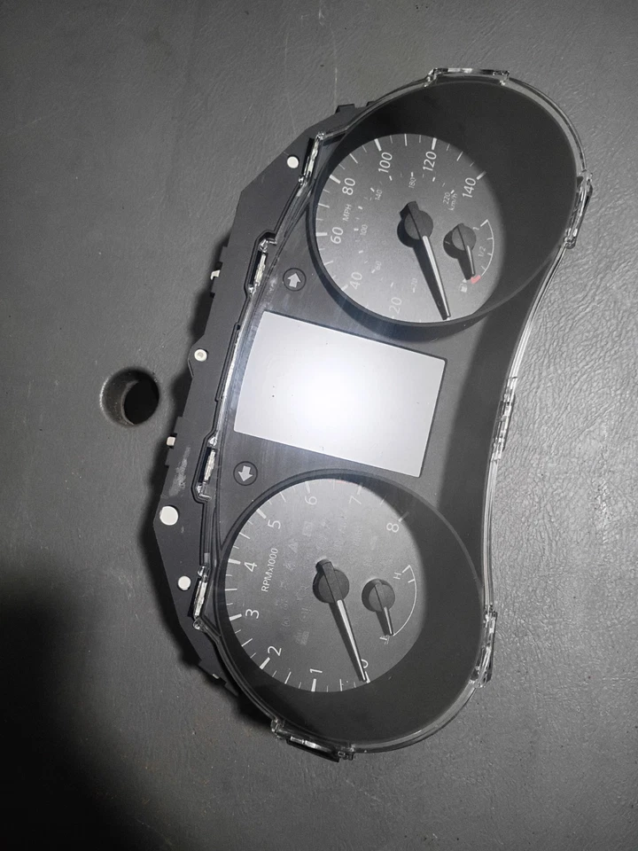 2019 2020 Nissan Rogue cabeça de instrumento medidor de velocidade cluster fabricante de equipamento original Unk milhas - Imagem 2 de 4