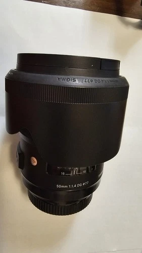 Used Sigma 50mm 1.4 ART DG HSM for Sony A