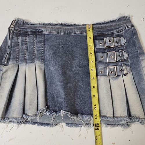 Y2K Micro Denim Jean Mini Skirt Pleated Size Medium Low Rise - Picture 10 of 14