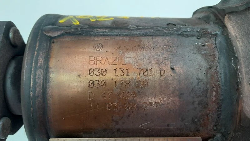 030131701D 1148662 convertidor catalítico escape para VOLKSWAGEN FOX (5Z1) BASICO Foto 2 de 4