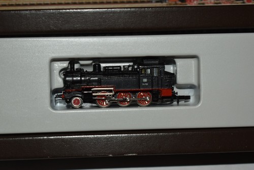 Z Scale Marklin Mini-Club 8895 BR 74 701 DB Tank Locomotive with Original Box - Picture 5 of 6