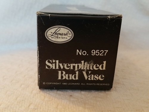 Silver Plated Bud Vase by Leonard 7.25" Tall Base 2.25" Diameter In Original Box - Picture 10 of 10
