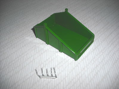 Promod Collectors Model Farm Implement Tool Carrier Box (JD Green)