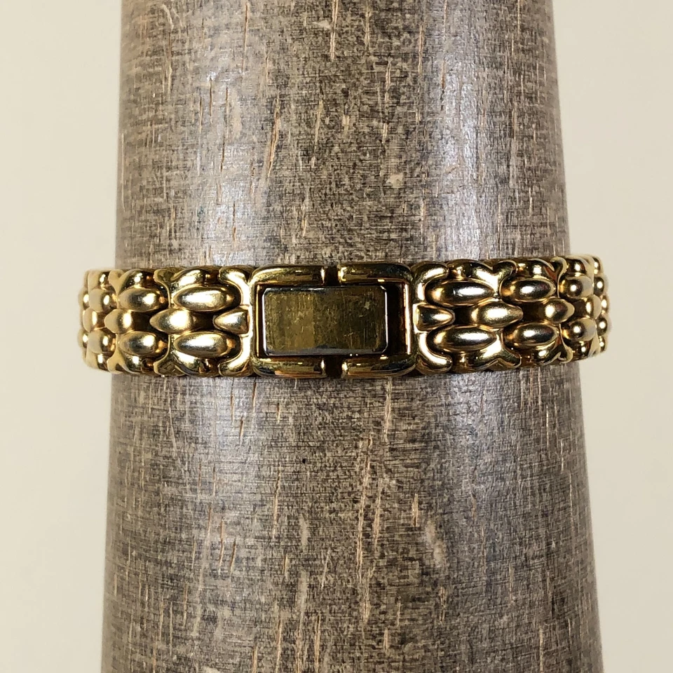 Reloj de cuarzo Caravelle by Bulova para mujer 44P07 con detalles de diamantes tono dorado 5 3/4" Foto 4 de 4