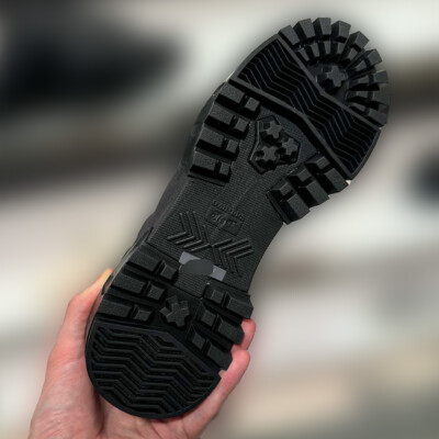 Onitsuka Tiger TIGER HMR PEAK G-TX 1183A809.001 BLACK/BLACK GORE