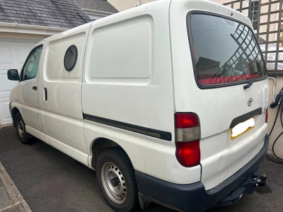 Beautiful 2 Berth Offgridd Toyota Hiace Campervan + Towbar - Picture 4 of 24