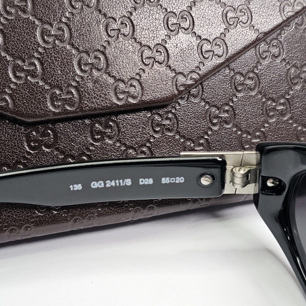 Gucci Sunglasses 1998 Vintage Black Silver Rectangle GG 2411/S D28