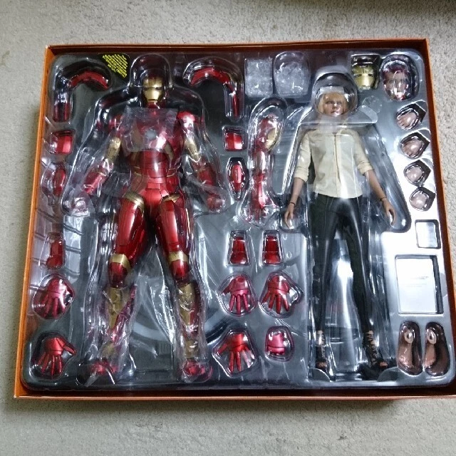 Hot Toys Iron Man 3 Pepper Potts & Mark IX 9 MMS311 1/6 scale Collectible Figure - Image 3 of 3