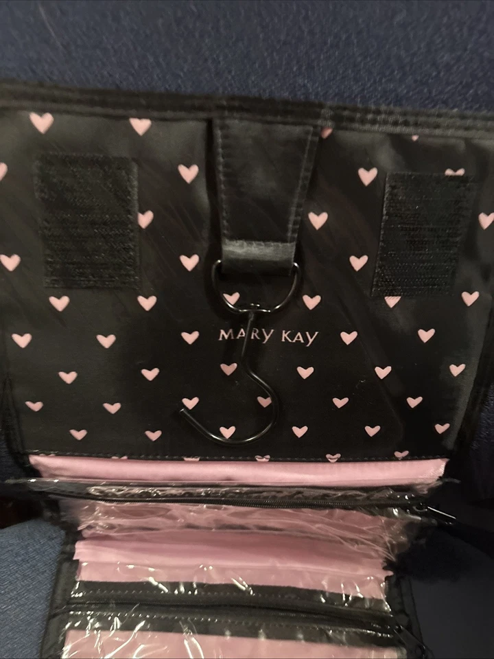 Bolsa enrollable de viaje Mary Kay ~ compartimentos desmontables, cremalleras, percha Foto 4 de 4