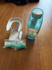 Navage Nasal System cleaner with storage candy and extra three sets of new noses