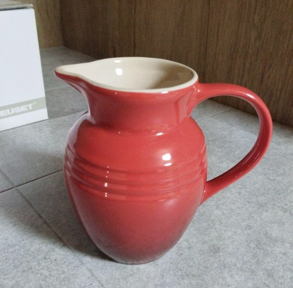 Le Creuset azucarero y crema leche jag tarro jarra ROJO con cuchara gres Foto 2 de 4
