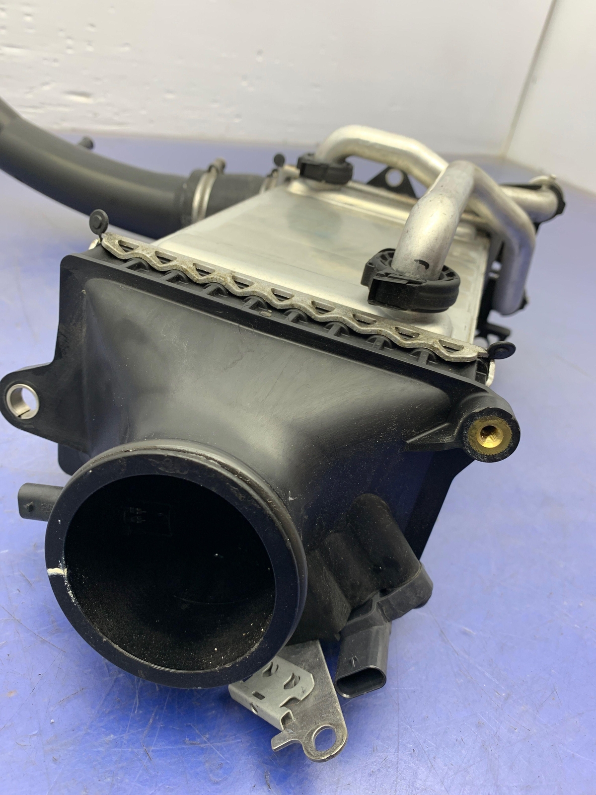 2017 - 2019 MERCEDES E300 OEM 2.0L M274 INTERCOOLER W/ PIPE *41K  