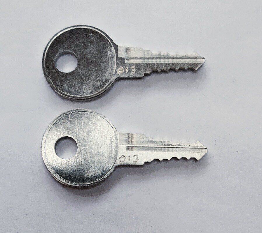 2) LEER Truck Cap Replacement Keys Cut To Key Code 013 | eBay