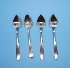 Vintage Oneida Community Deluxe Stainless Grapefruit Spoons 4 Serrated Edge