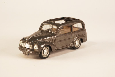 Fiat 500 C Belvedere  1951-1955 1:43  Brumm  Serie Oro  r 28 Neuwertig  