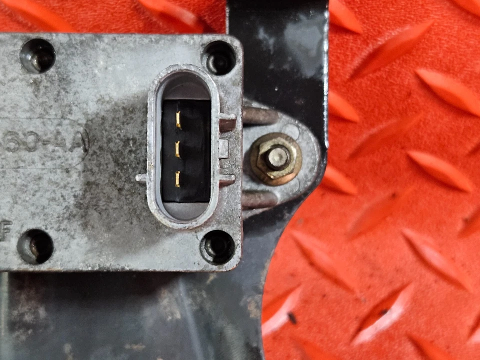 Датчик обратной связи давления клапана рециркуляции отработавших газов 1996-2004 годов выпуска от оригинального производителя для Ford F150 F7UE9J460AA - Изображение 2 из 4