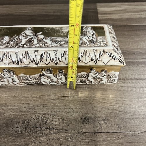 VTG Capodimonte Cherub Storage Box 10” Porcelain Made in Italy 1222 - Picture 10 of 11