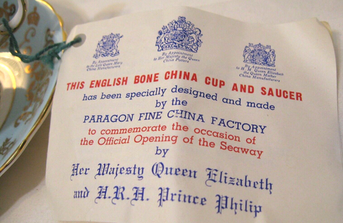 NWT Paragon fine bone china teacup And saucer Queen Elizabeth Seaway Opening - Picture 6 of 6
