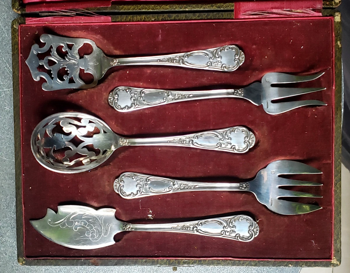 Coupes arts de la table, cuisine du XXe siècle et récents en métal argenté, de France