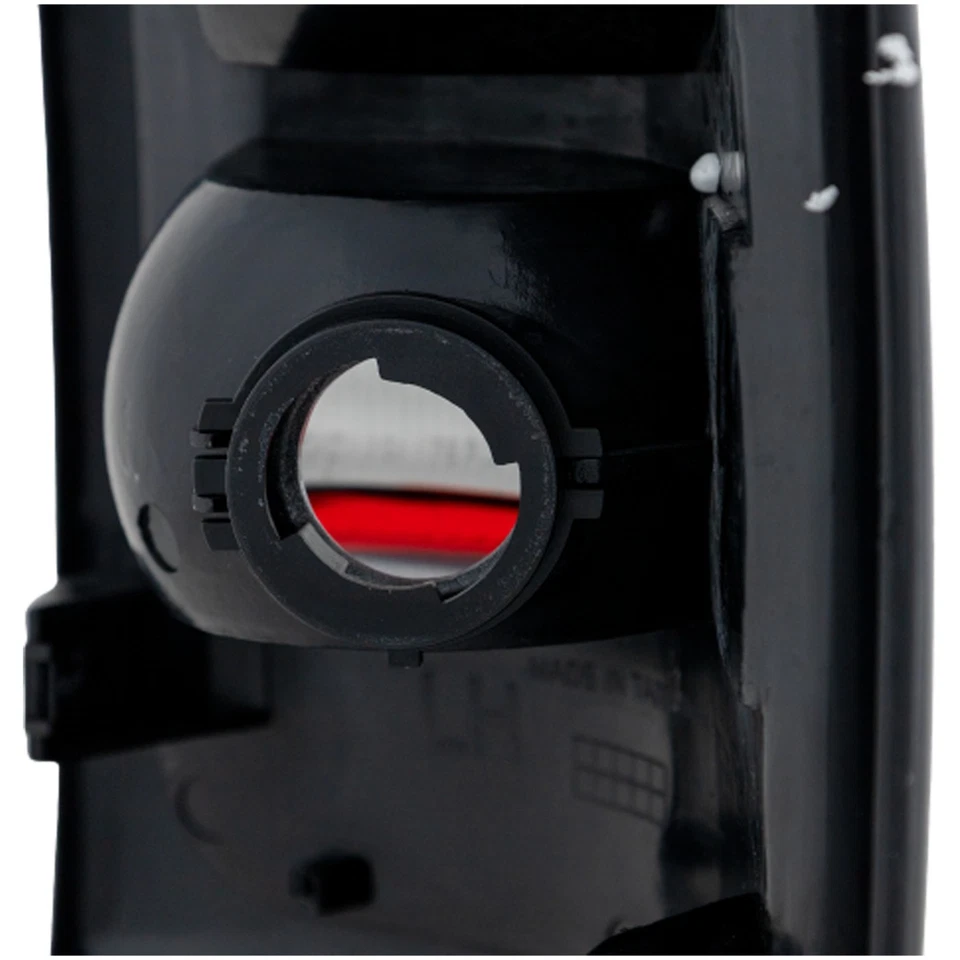 Lanterna traseira para 94-01 Dodge Ram 1500 e 94-02 Ram 2500 e 94-02 Ram 3500 LH - Imagem 3 de 4