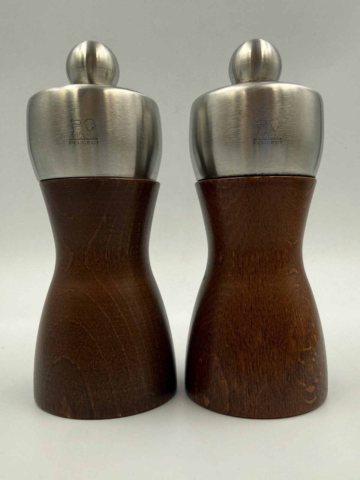 Vintage Peugeot Fidji Salt and Pepper Mills Grinders
Opens in a new window or tab