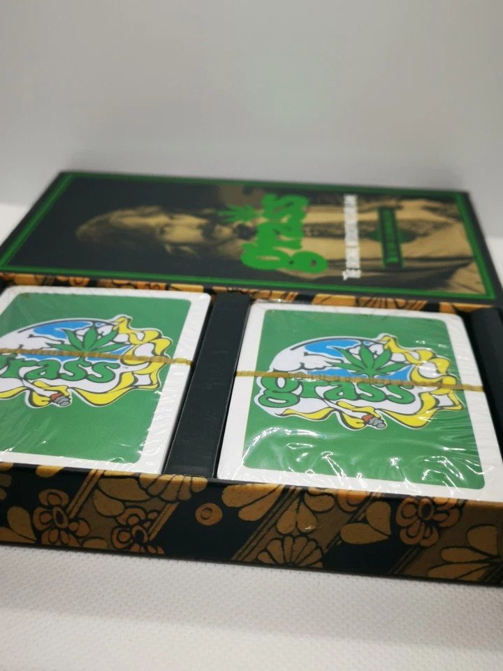 TDC Games Grass - The Original Intoxicating Card Game - Image 3 of 4