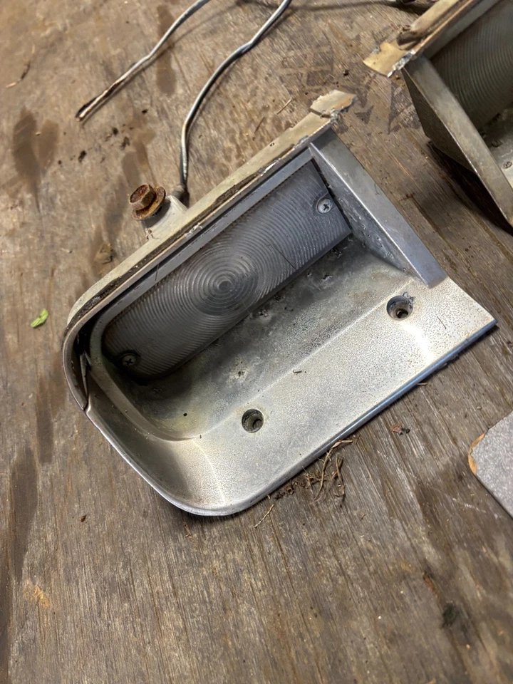 Ford Thunderbird 1961 1962 61 62 63 parachoques delantero intermitentes forma rugosa Foto 2 de 4