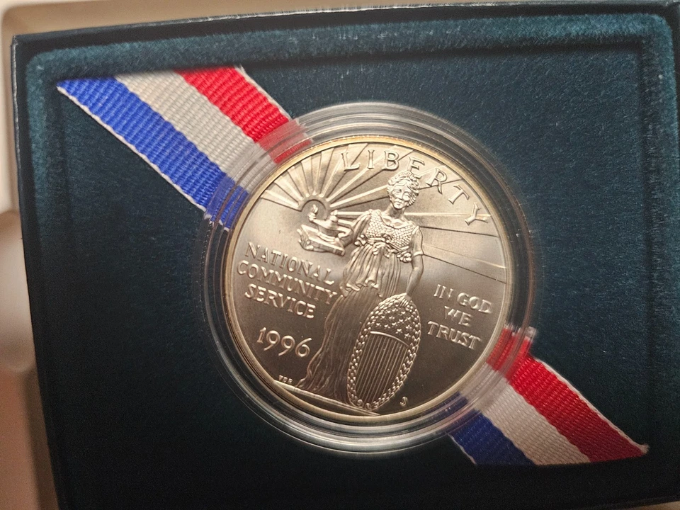 1996S U.S. Mint National Community Service Commemorative Unc Silver Dollar W/OGP - Image 3 of 4
