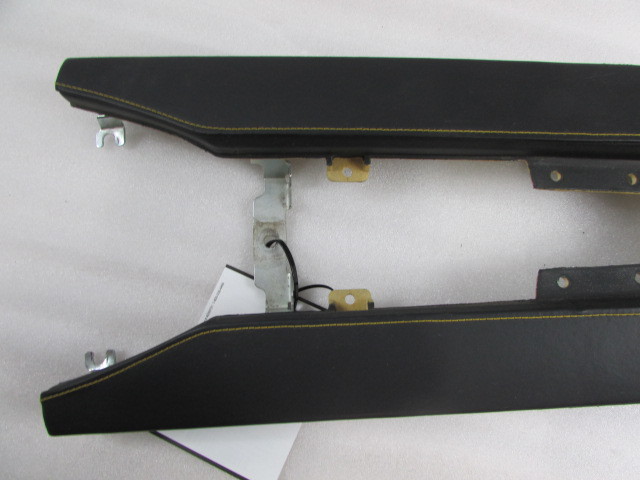 Lamborghini Gallardo, Console Front Trim, Black/Yellow, Used, P/N 400863242A