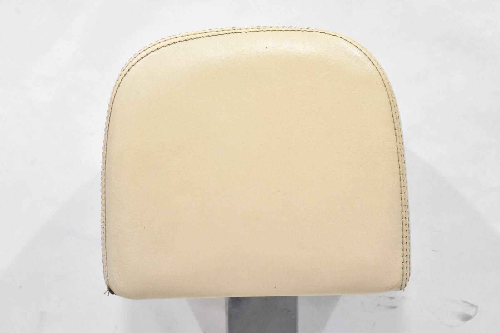 77-79 Rolls Royce Silver Shadow II Left or Right Leather Head Rest Beige OEM