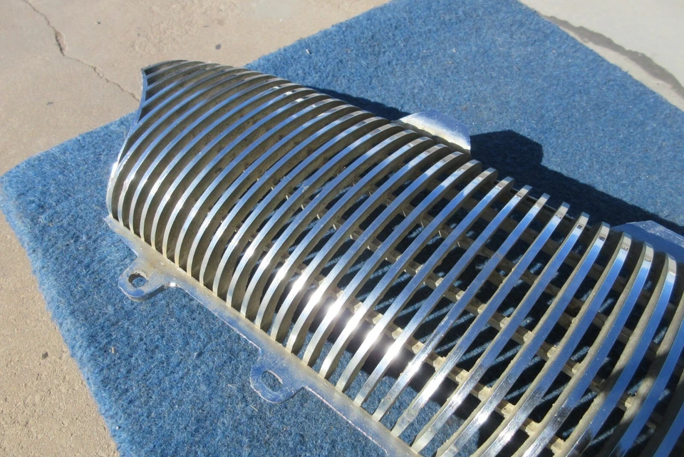 1957 Buick Special Century GRILL Good Used Original Foto 4 de 4